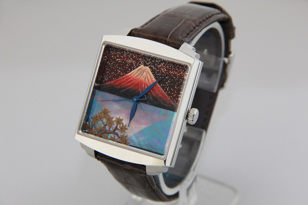 Urushi maki-e watches [JOGA]Upside-Down Fuji and The maple
