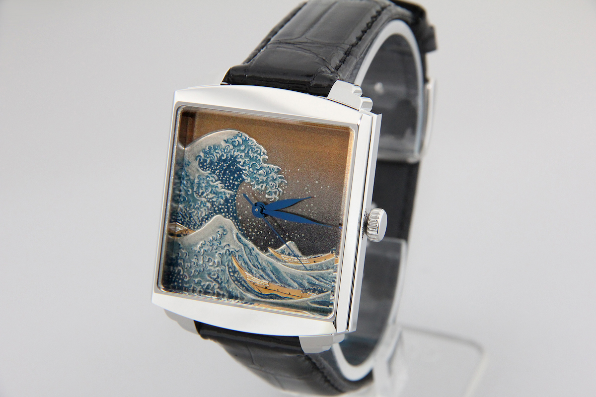 漆蒔絵時計「浄雅」北斎写 高蒔絵浪裏図